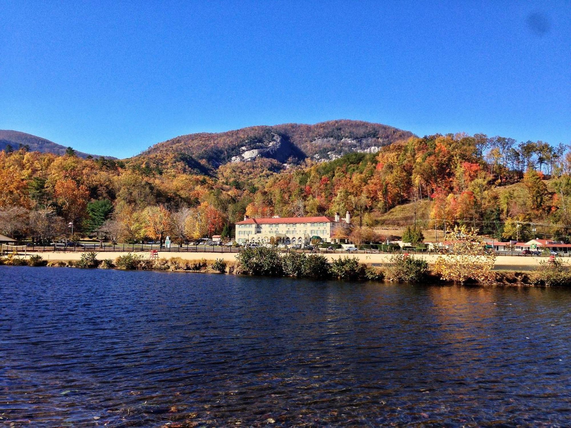 Lake Lure Inn And Spa Buitenkant foto