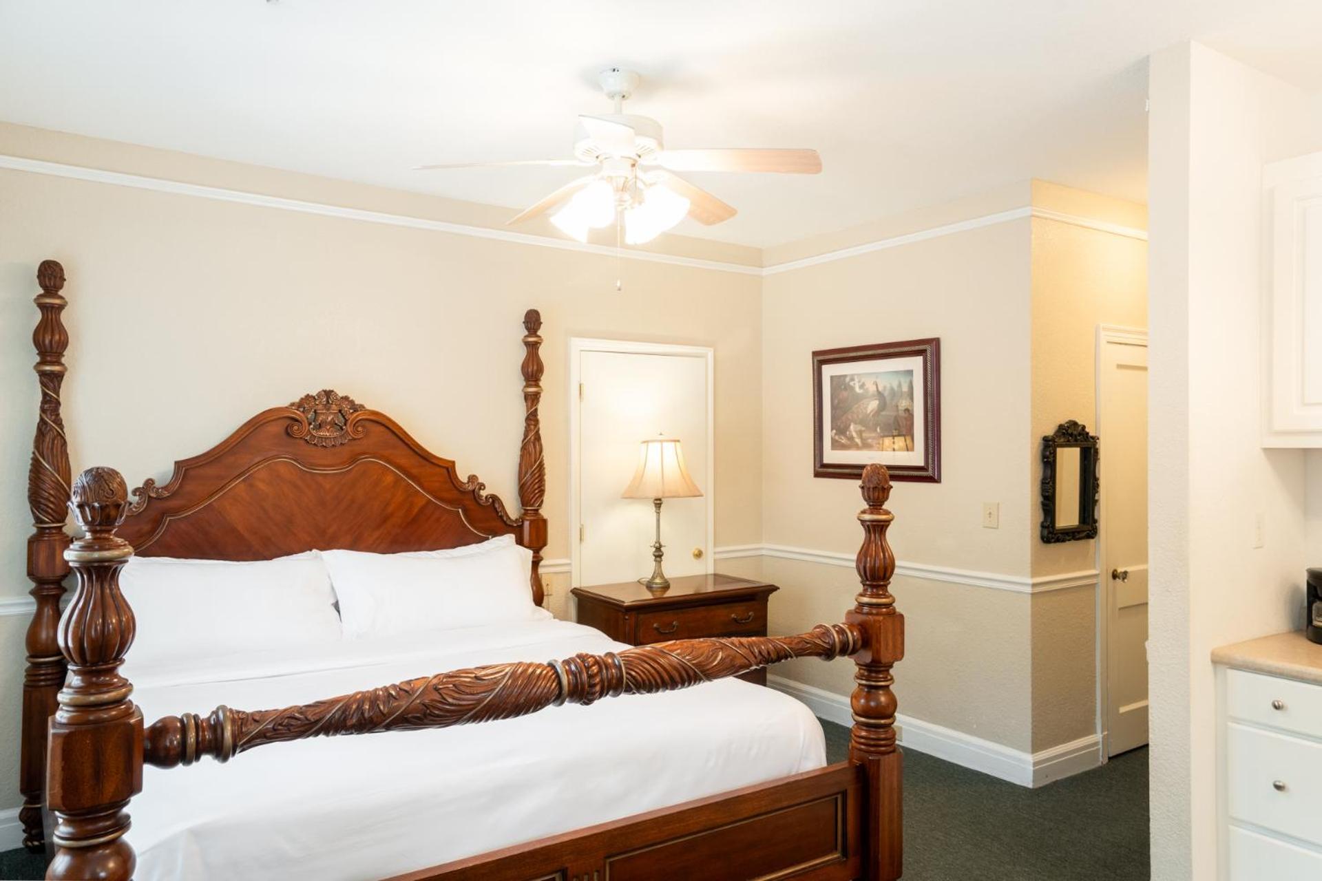 Lake Lure Inn And Spa Buitenkant foto