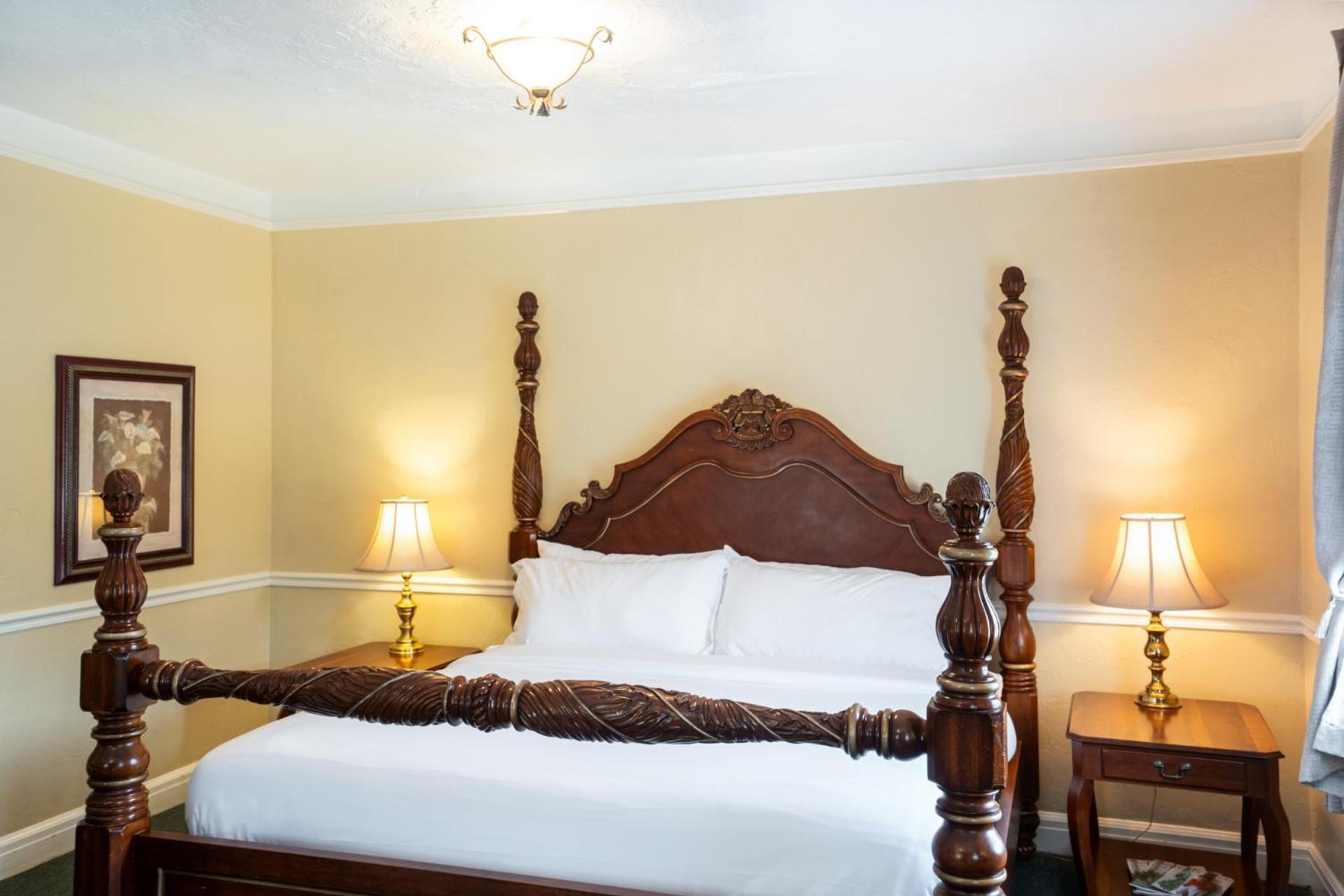 Lake Lure Inn And Spa Buitenkant foto